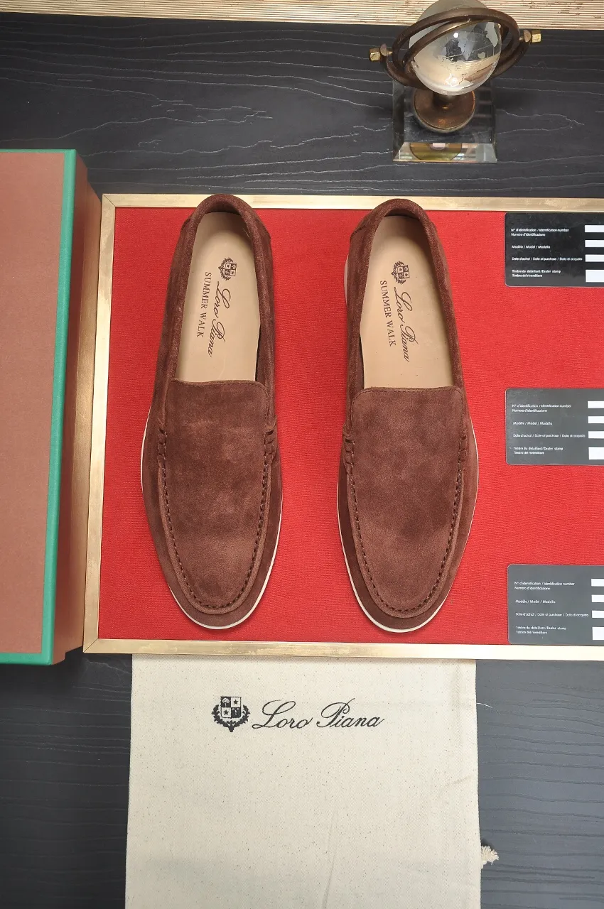 Men's shoes 💰400💶[𝐥𝐨𝐫𝐨 𝐏𝐢𝐚𝐧𝐚] [Couple model] High-end quality, affordable price, LP classic loafers, Italian treasure brand, the only brand that can match Hermès! Only after wearing it do we know that we can’t live up to our feet. Women’s code: 35-40 (customized sizes 34, 41, 42 are non-returnable) Men’s code: 38-44 (customized 45, 46, 47, 48 are non-refundable) Fabric: Customized imported cashmere Lining: Customized imported fetal cowhide Foot: Imported benzene-dyed calfskin Outsole: Exclusive original glass rubber outsole